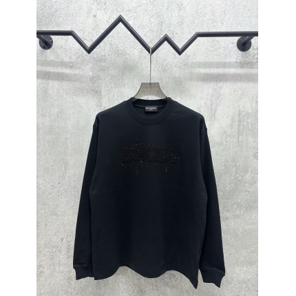 Balenciaga Long Sleeve T-Shirts in 217866
