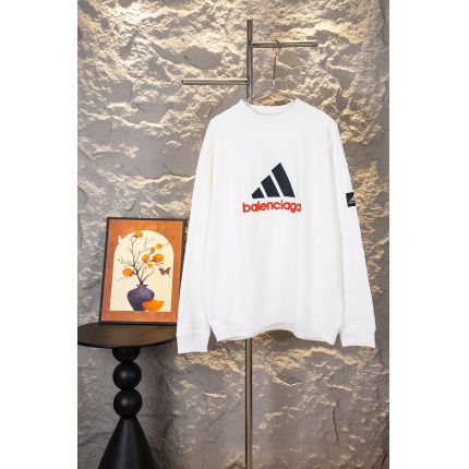 Balenciaga Long Sleeve T-Shirts in 217875
