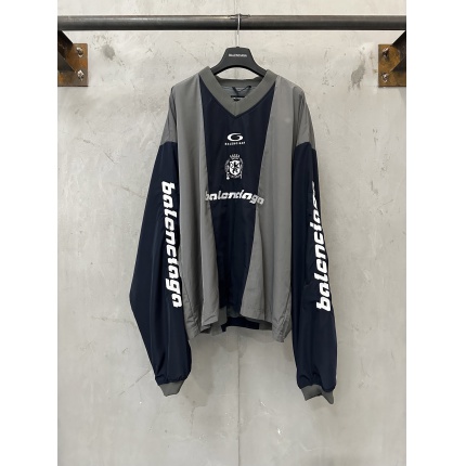 Balenciaga Long Sleeve T-Shirts in 217880