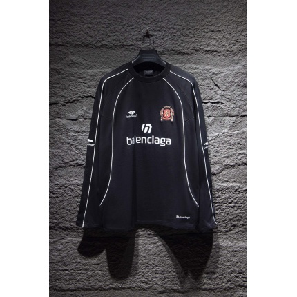 Balenciaga Long Sleeve T-Shirts in 217889