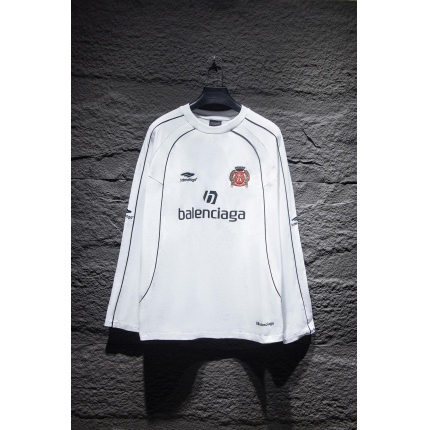 Balenciaga Long Sleeve T-Shirts in 217891