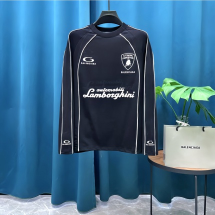 Balenciaga Long Sleeve T-Shirts in 217902