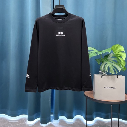 Balenciaga Long Sleeve T-Shirts in 217903