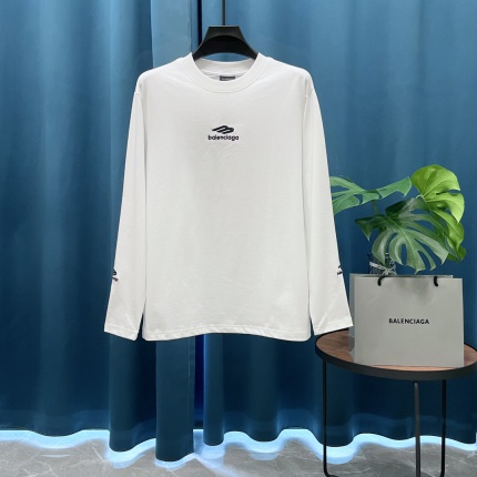 Balenciaga Long Sleeve T-Shirts in 217904