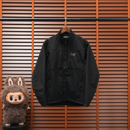 ARC TERYX Jackets for Men in 217954