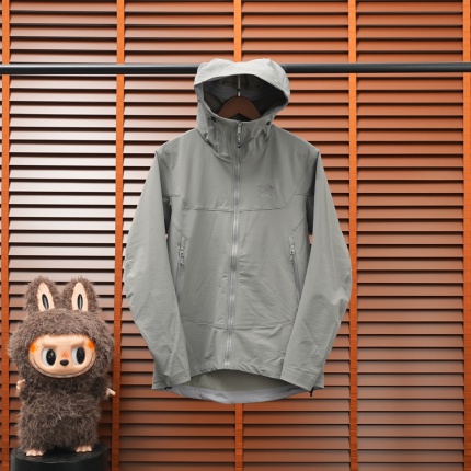 ARC TERYX Jackets for Men in 217965
