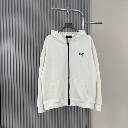 ARC TERYX Jackets for Men in 217975