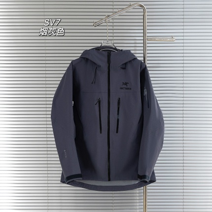 ARC TERYX Jackets for Men in 217978