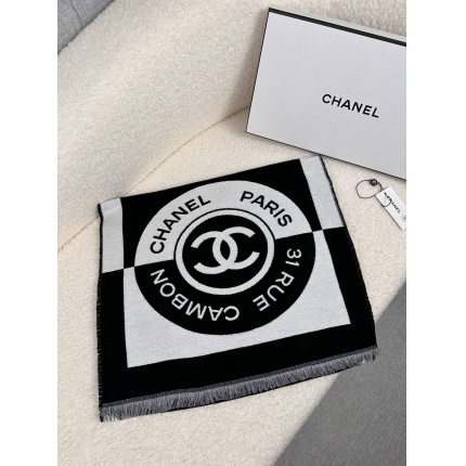 Chanel Scarf in 218112