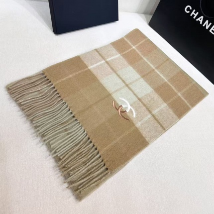 Chanel Scarf in 218125