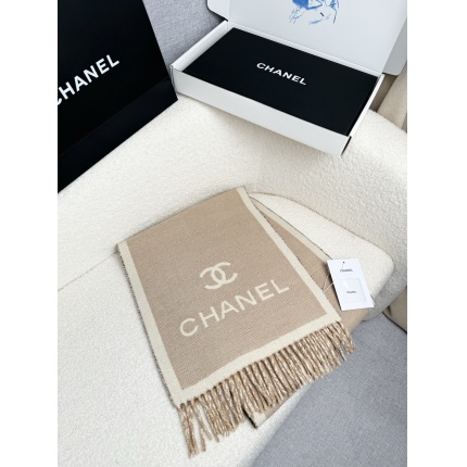 Chanel Scarf in 218133