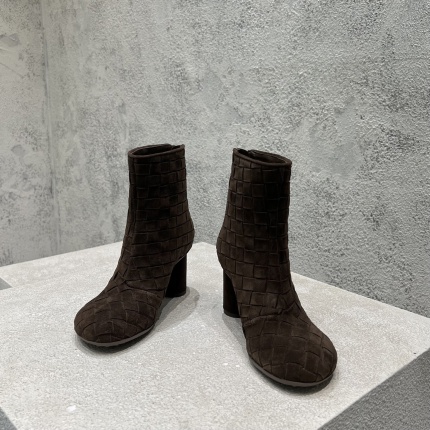 Bottega Veneta Boots For Women in 218152