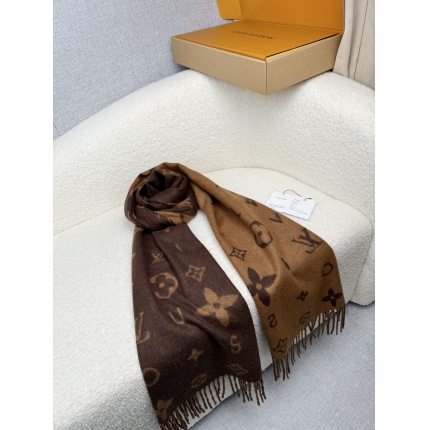 Louis Vuitton Cashmere Scarf in 218206
