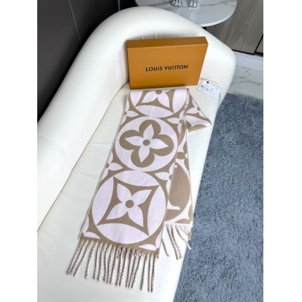Louis Vuitton Cashmere Scarf in 218215