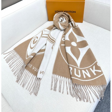 Louis Vuitton Cashmere Scarf in 218216