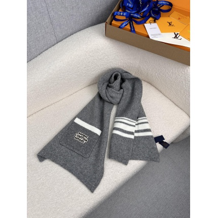 Louis Vuitton Cashmere Scarf in 218222
