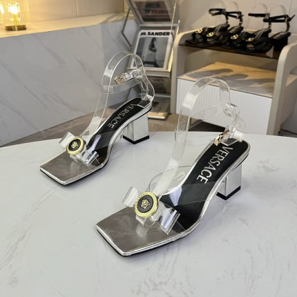 Versace Pumps For Women in 218234
