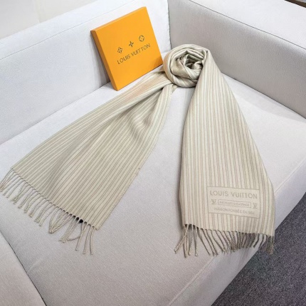 Louis Vuitton Cashmere Scarf in 218237