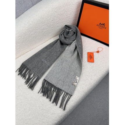 Hermes Cashmere scarf in 218264