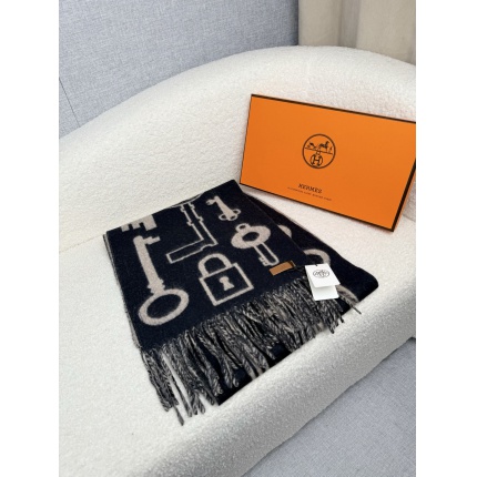 Hermes Cashmere scarf in 218265