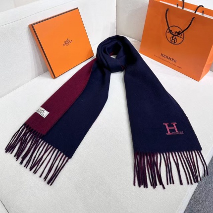 Hermes Cashmere scarf in 218274