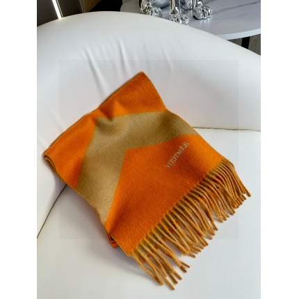 Hermes Cashmere scarf in 218278