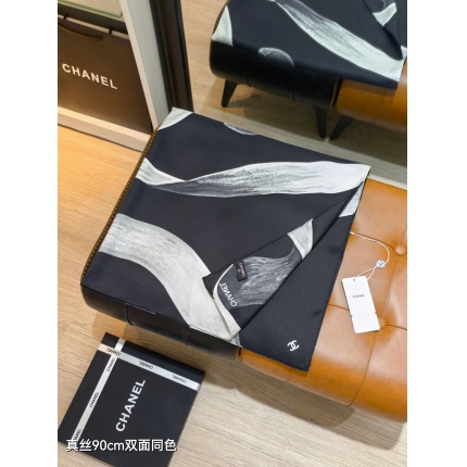 Chanel Scarf in 218295