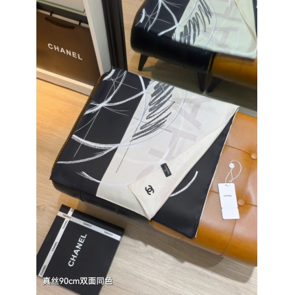 Chanel Scarf in 218302