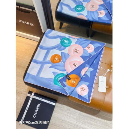 Chanel Scarf in 218304