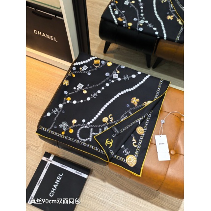 Chanel Scarf in 218306
