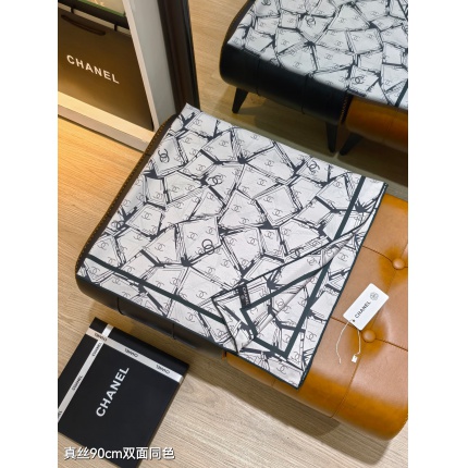 Chanel Scarf in 218309