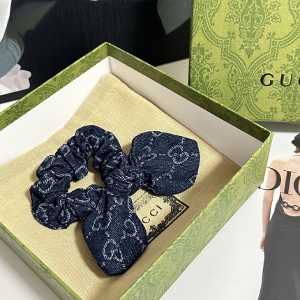 New Arrivals Gucci Hair Bands For Women in 218342