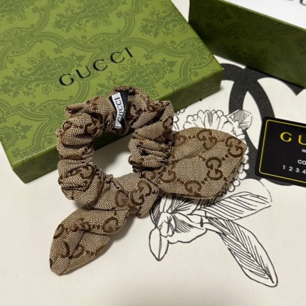 New Arrivals Gucci Hair Bands For Women in 218343