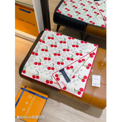 Louis Vuitton Lightweight Scarf in 218358