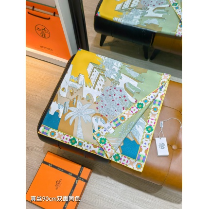 Hermes Cashmere scarf in 218428