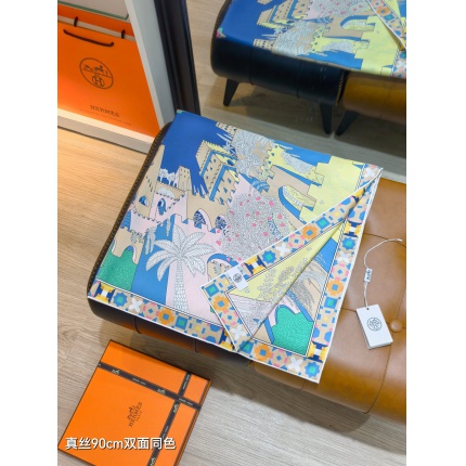 Hermes Cashmere scarf in 218432