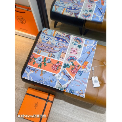 Hermes Cashmere scarf in 218435