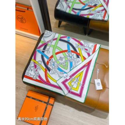 Hermes Cashmere scarf in 218441