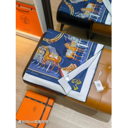 Hermes Cashmere scarf in 218458