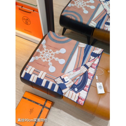Hermes Cashmere scarf in 218463