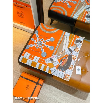 Hermes Cashmere scarf in 218466