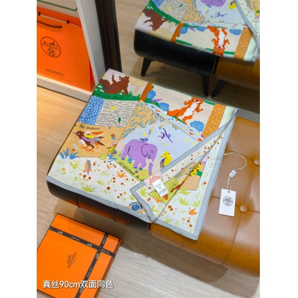 Hermes Cashmere scarf in 218468