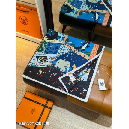 Hermes Cashmere scarf in 218469