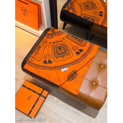 Hermes Cashmere scarf in 218486