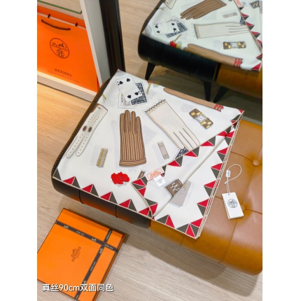 Hermes Cashmere scarf in 218490