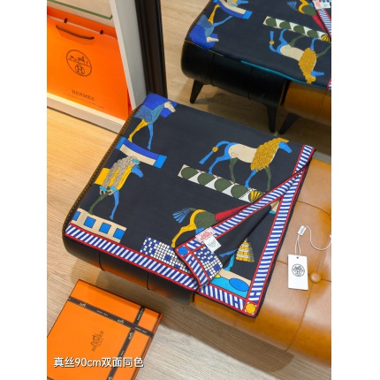 Hermes Cashmere scarf in 218493
