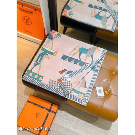 Hermes Cashmere scarf in 218494