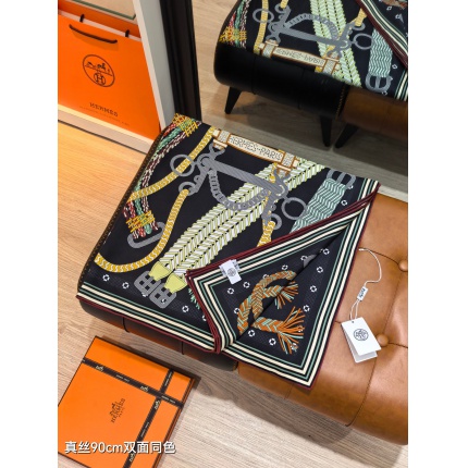 Hermes Cashmere scarf in 218499