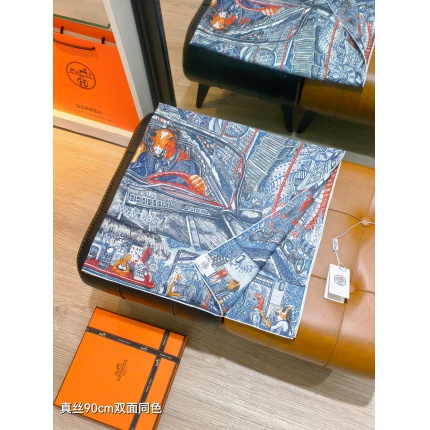 Hermes Cashmere scarf in 218504