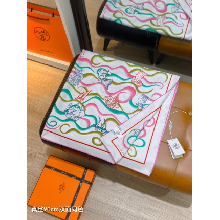 Hermes Cashmere scarf in 218505